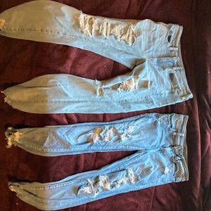 Two pairs of American Eagle jeans size 4